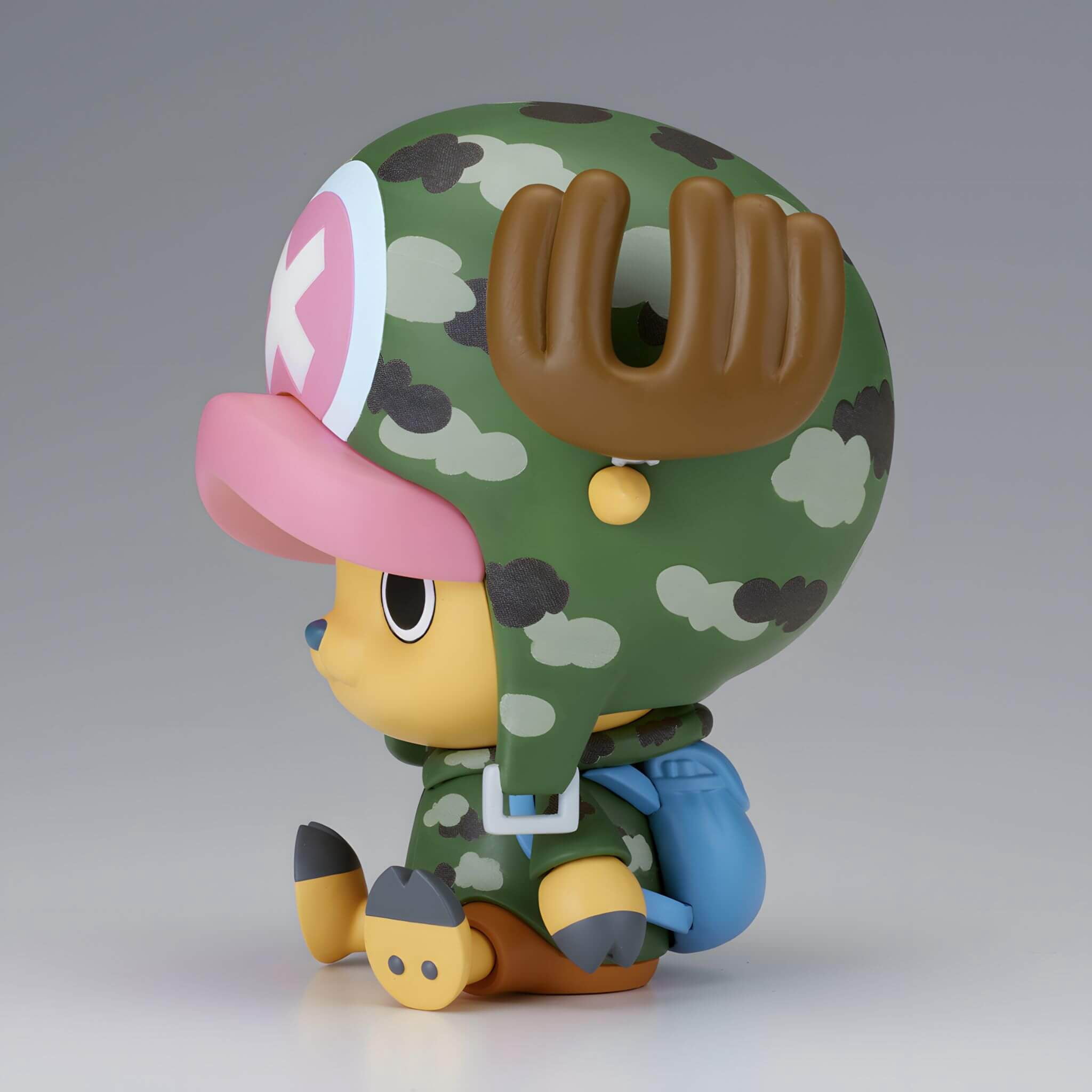 Banpresto One Piece Softvimates Chopper (Dressrosa Ver.) Figure, 4.3” Tall