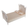 thumbnail image 4 of Cama Miniatura para Casa de Muñecas Mueble de Dormitorio en Escala 1 6 Accesorio de Decoración Hecho de Madera y Satén Adecuada para Juego Infantil, 4 of 9