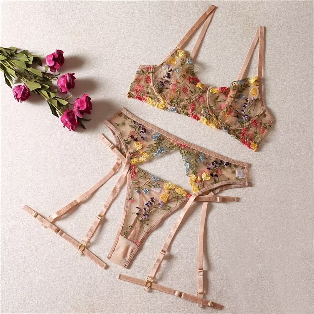 Varsbaby Women's Sexy Sheer Bra See Through Mesh Lingerie Set Transparent Unlined Lace Floral Bra Panty and Garter 3 Piece
