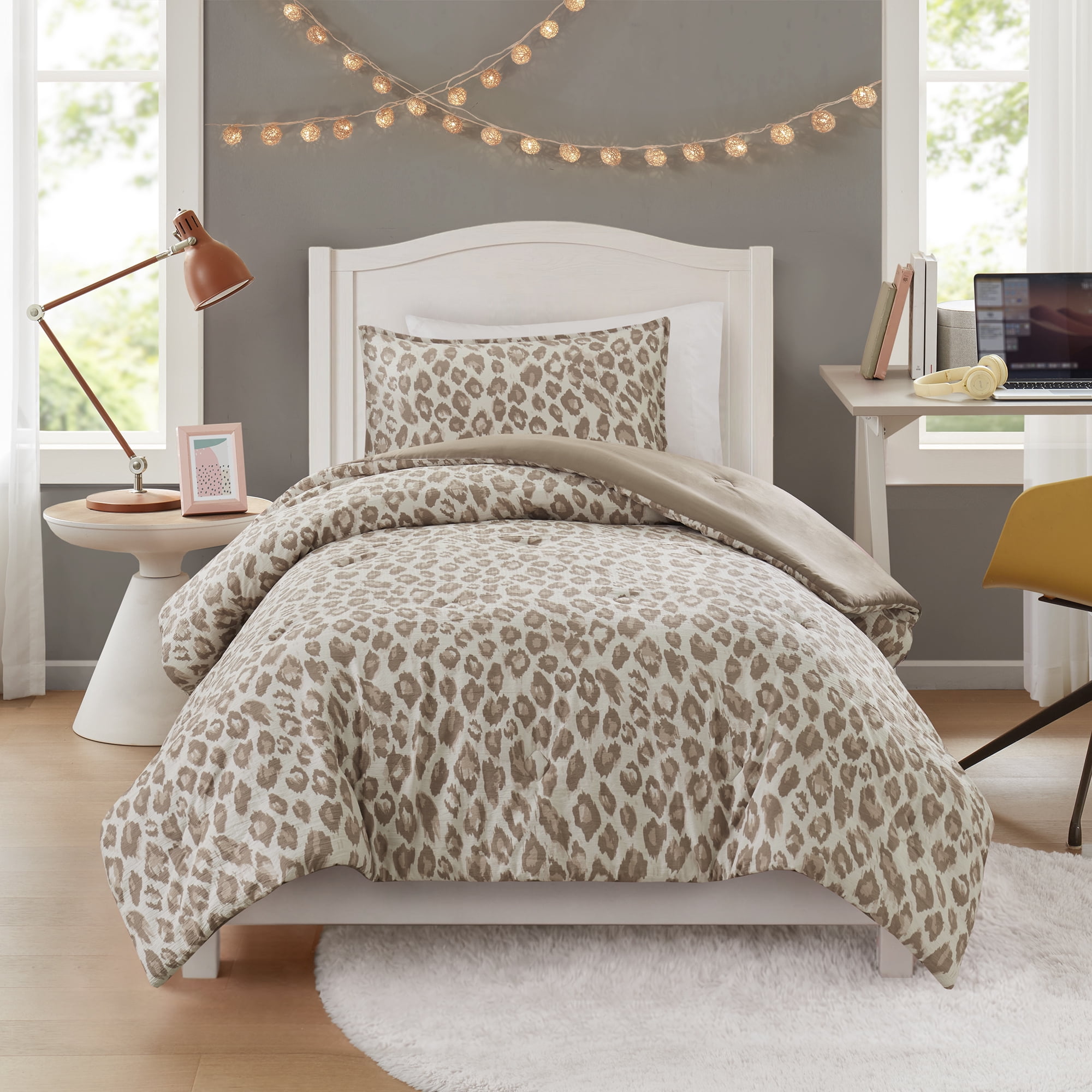Mainstays Leopard Print 2-Piece Neutral Comforter Set, Twin/Twin XL