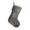 thumbnail image 2 of Adornos navideños: copos de nieve, medias navideñas, bolsas de dulces infantiles y adornos para el árbol de Navidad., 2 of 5