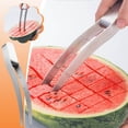 thumbnail image 1 of Juego de herramientas para rebanar de acero inoxidable con cortador de sandía | Corte fácil para fiestas familiares de camping | Diseño de borde redondeado ligero y seguro | Incluye 2 tenedores de, 1 of 8