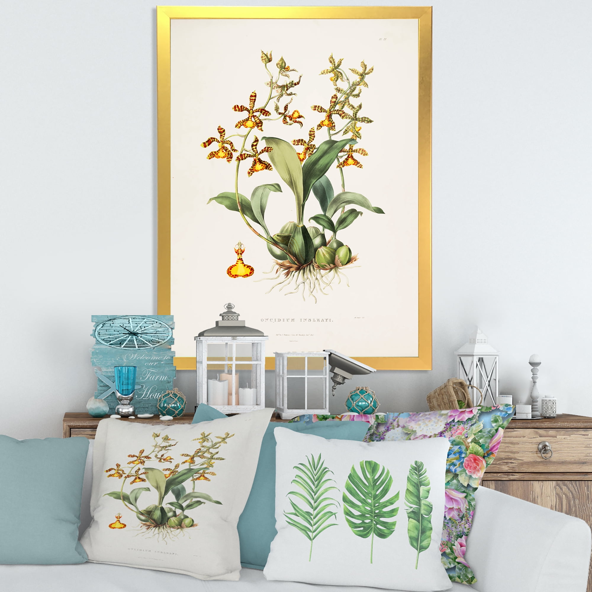 Designart 'Ancient Flower I' Traditional Framed Art Print