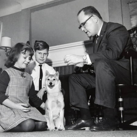 - Domestic Living Room Scene in Ohio, Ca. 1968. Print Wall Art By Kirn Vintage Stock