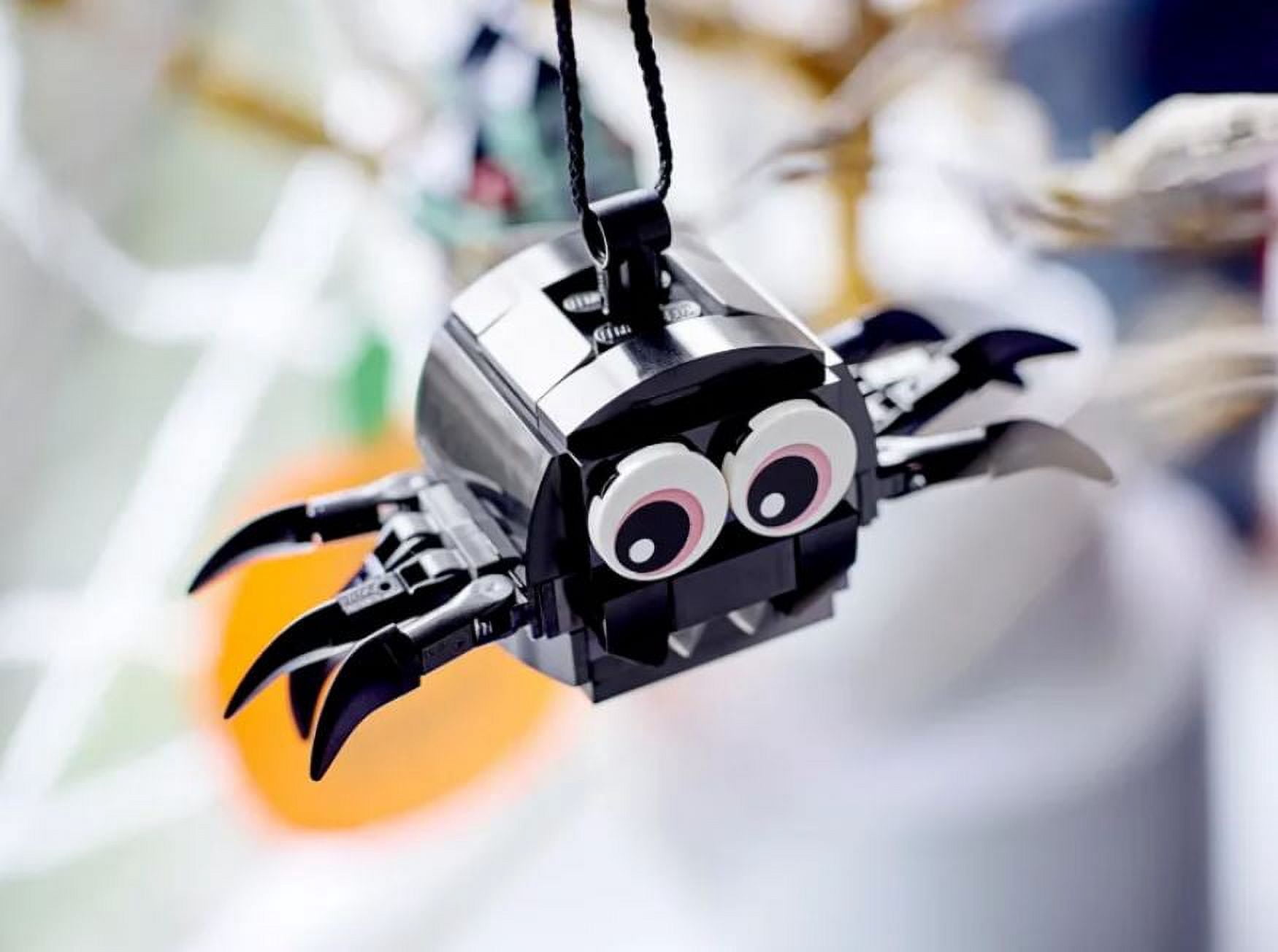 LEGO Halloween Spider and Haunted House Set 40493