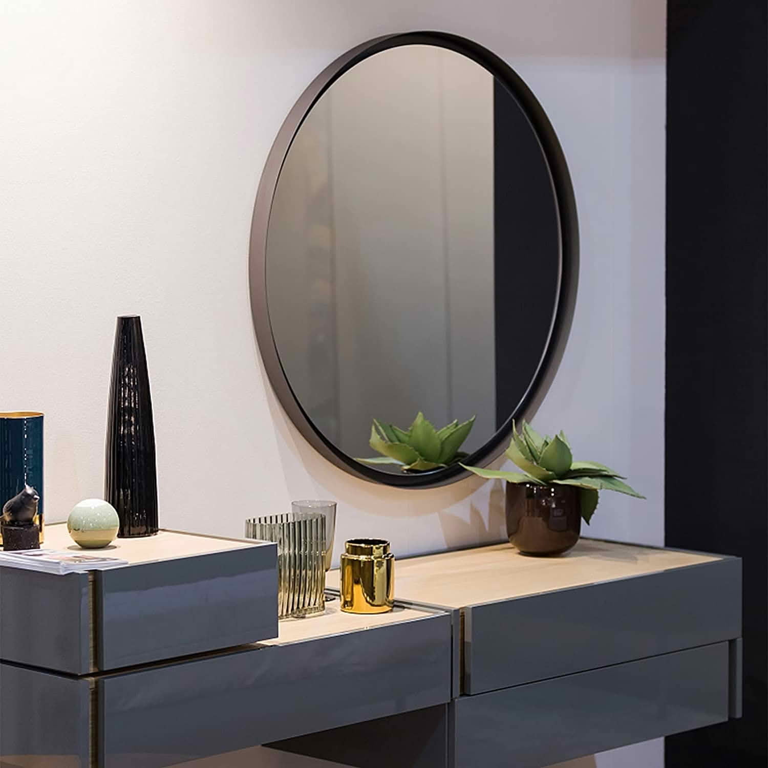 MAYEERTY 30 Inch Black Metal Framed Round Bathroom Wall Mirror, for Home Bathroom Use