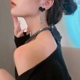 thumbnail image 4 of Pendientes de cadena con borla de corazón negro para mujer, joyería Coreana de Hip Hop, moda urbana, venta al por mayor, 2023, 4 of 4