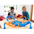 thumbnail image 2 of Coffret piste Intersection Collision de Hot Wheels, 2 of 6