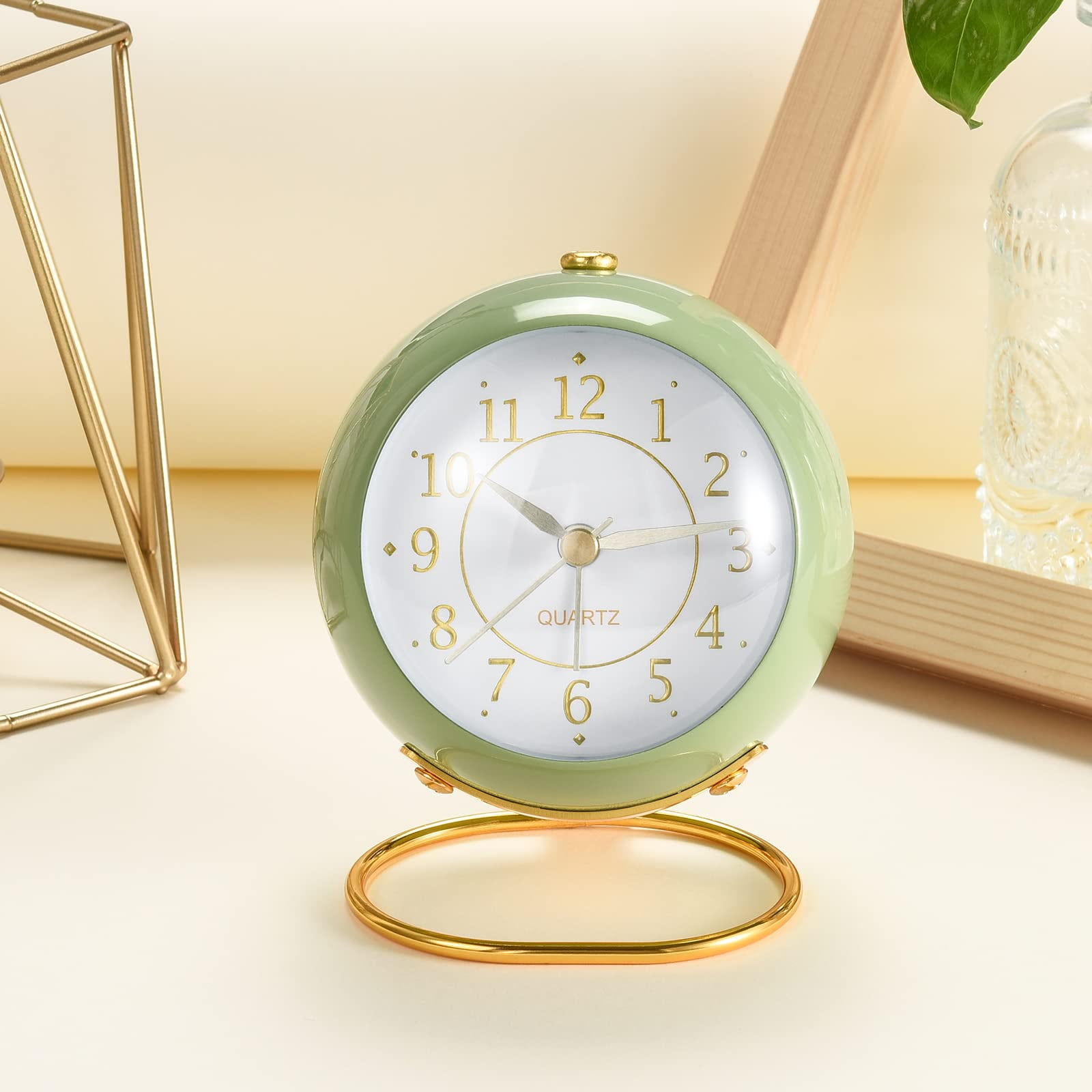 Analog Alarm Clocks Retro Backlight Cute Simple Design Small Desk Clock With Night Light Silent Non-ticking For Bedroom Travel Kitchen Bedside Desktop. (orange)