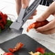 thumbnail image 1 of Herramienta para romper langostas, utensilio de cocina de plástico con resorte y mordazas dentadas para romper la concha sin esfuerzo, ideal para amantes de los mariscos y cocineros caseros., 1 of 5
