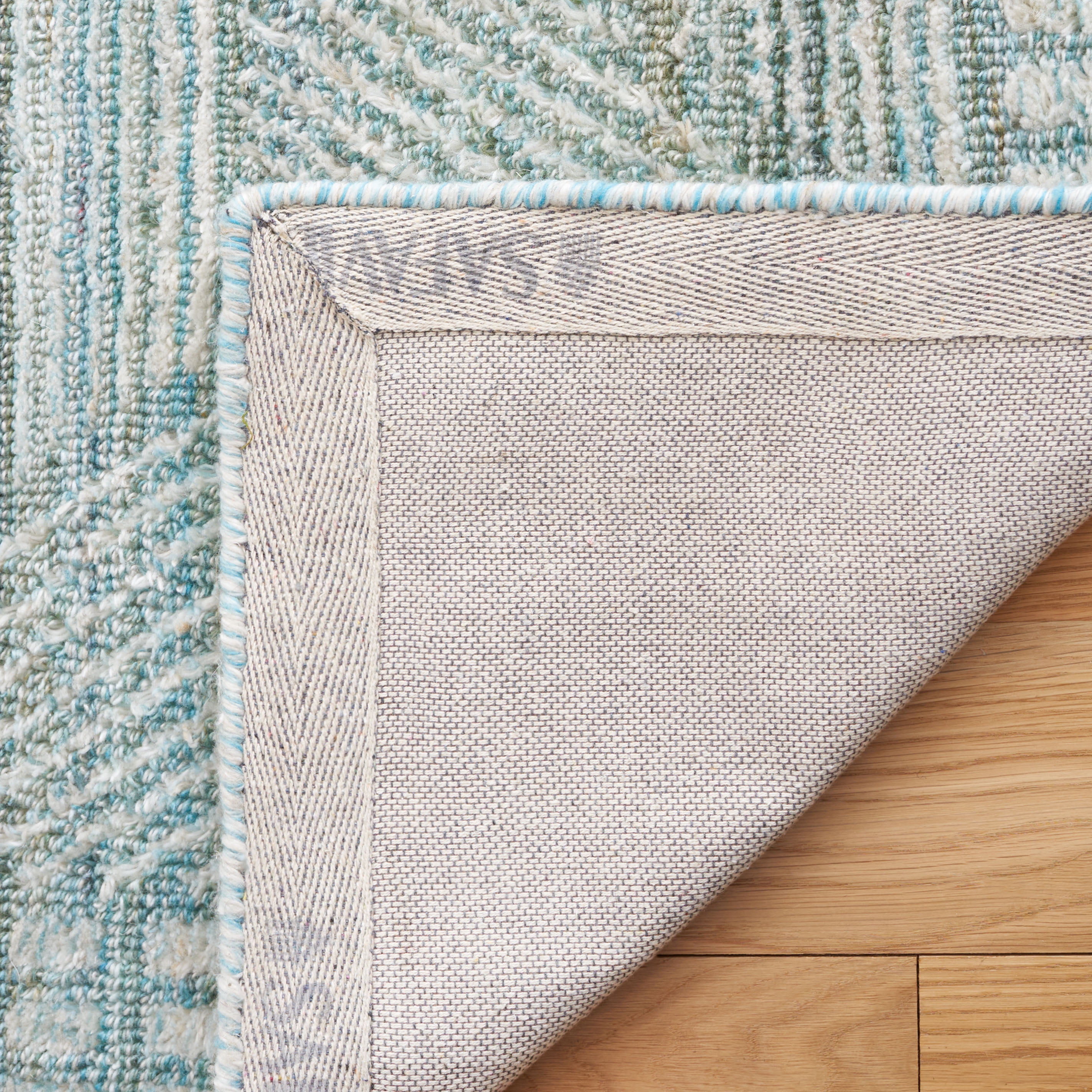 SAFAVIEH Marquee Linda Geometric Area Rug, Turquoise/Grey, 4' x 6'