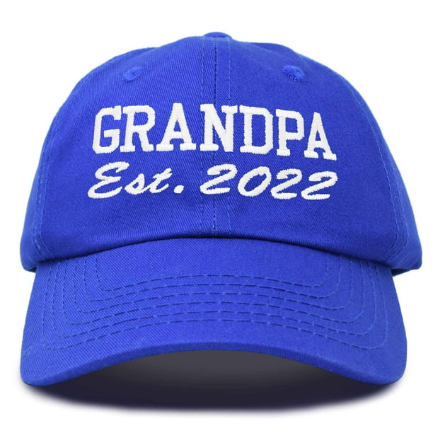 Baseball Cap made of 100% Cotton, Buckle closure easy-adjustable, embroidered the phrase "Grandpa Est 2022"