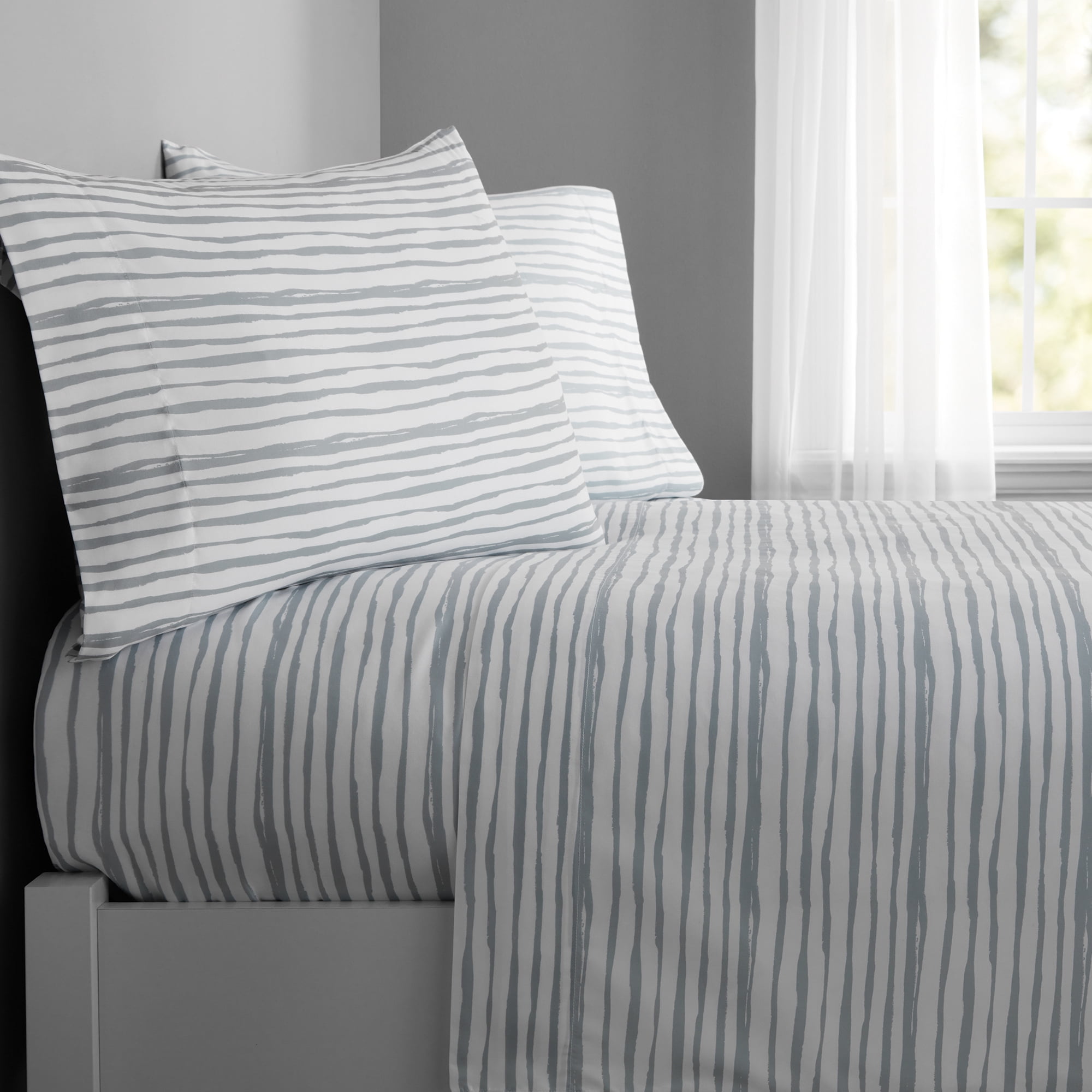 Mainstays Gray and Teal Geometric 8-Piece Bed-in-a-Bag Comforter Set with Sheets, Queen