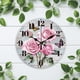 thumbnail image 5 of Reloj de pared redondo decorativo de 30 cm con diseño de rosas y mariposas, funciona con pilas, silencioso y sin tictac., 5 of 9