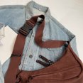 thumbnail image 4 of Bolso Mano Bandolera Crescent Hombro Ante Sintético Slouchy para Mujer, 4 of 9