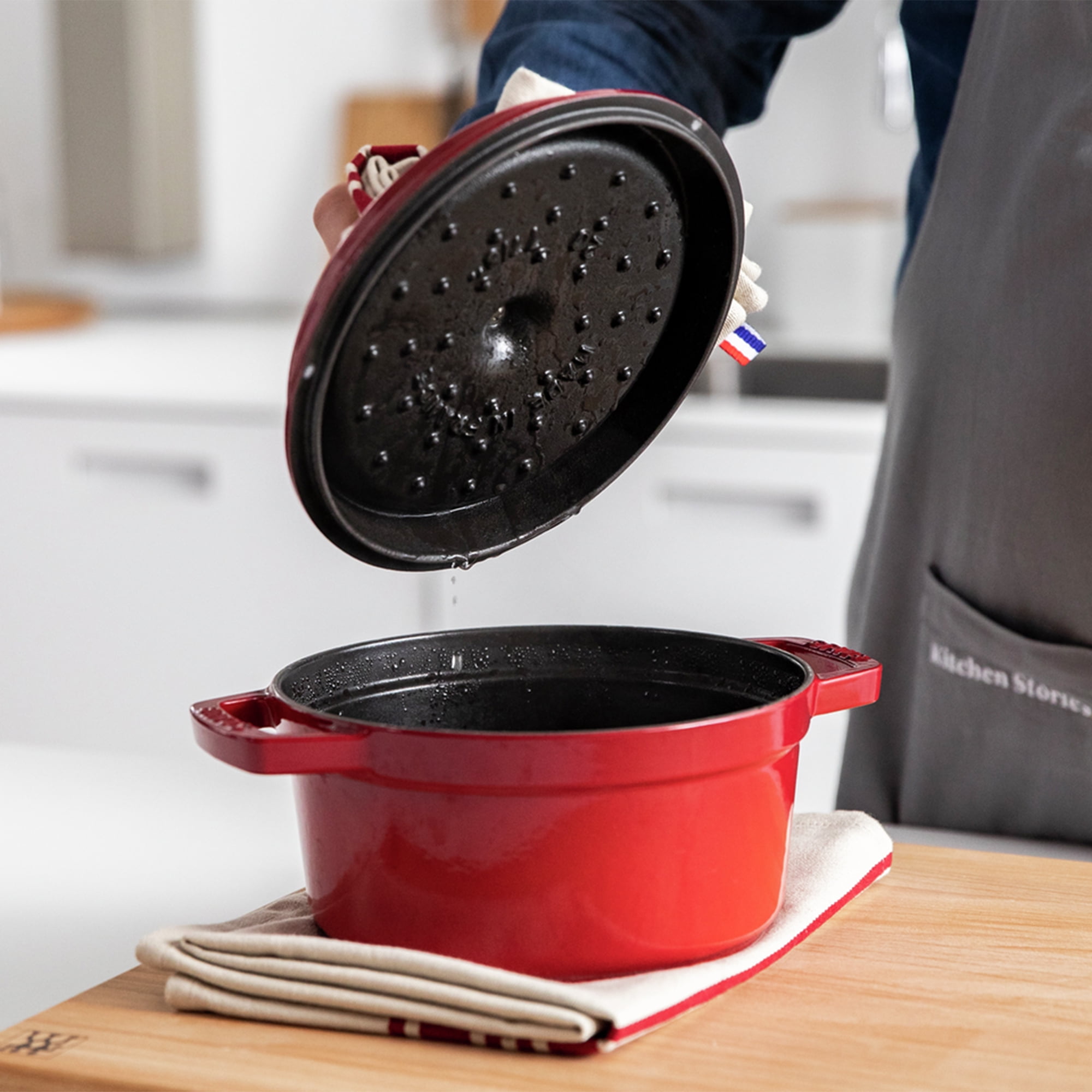 Staub Cast Iron 4-qt Round Cocotte - Matte Black - Walmart.com Staub Cast Iron 4-qt Round Cocotte - Matte Black - Walmart.com