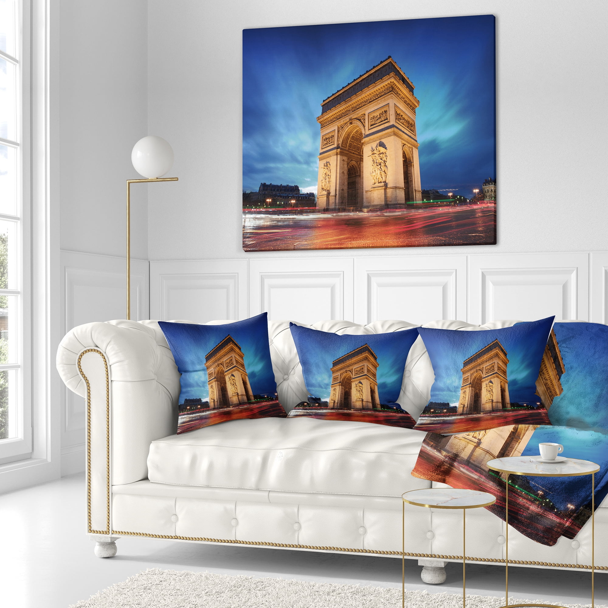 Designart Arch of Triumph in Paris - Landscape Photo Throw Pillow - 16x16