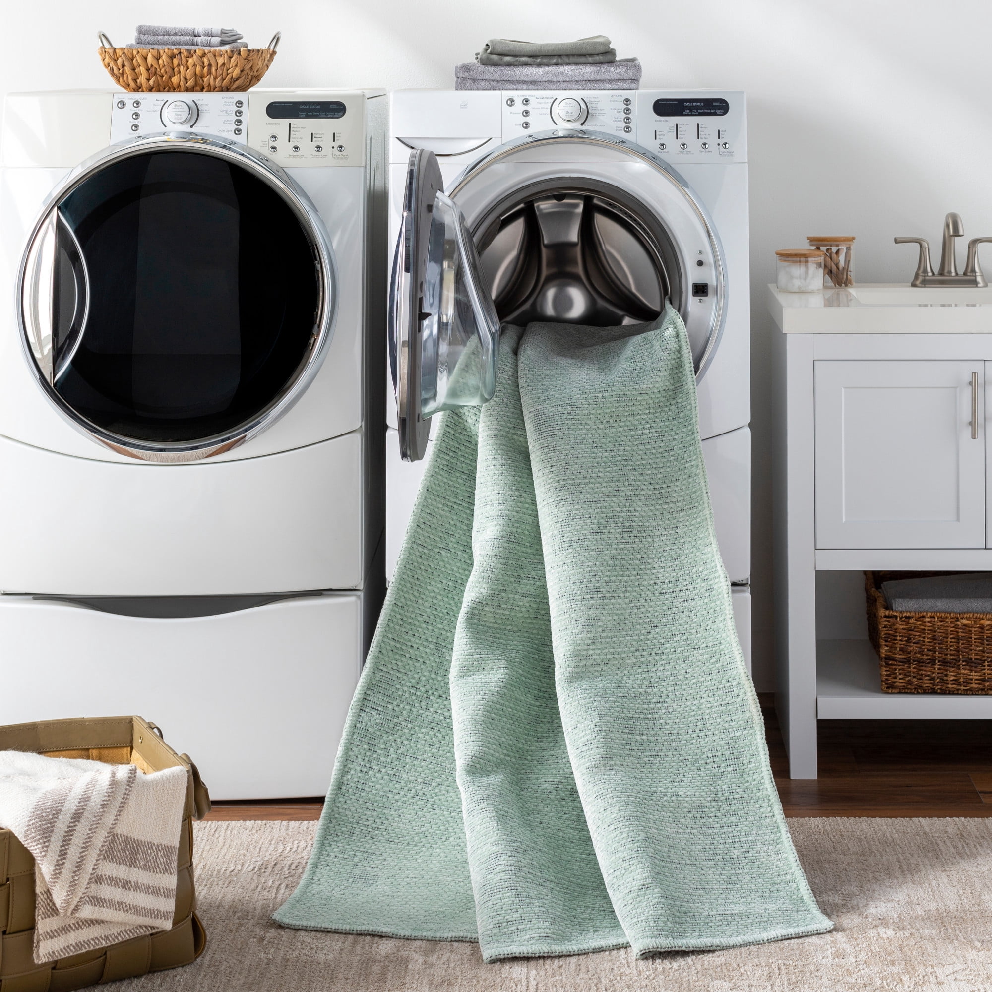 Artistic Wavers Quebec Machine Washable Area Rug, 9'2" x 12', Seafoam