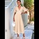 thumbnail image 4 of Vestido Formal Elegante para Mujer 2025, Informal, con Escote en V, Mangas Abullonadas, Corte A, Holgado, , Color Albaricoque S, 4 of 7