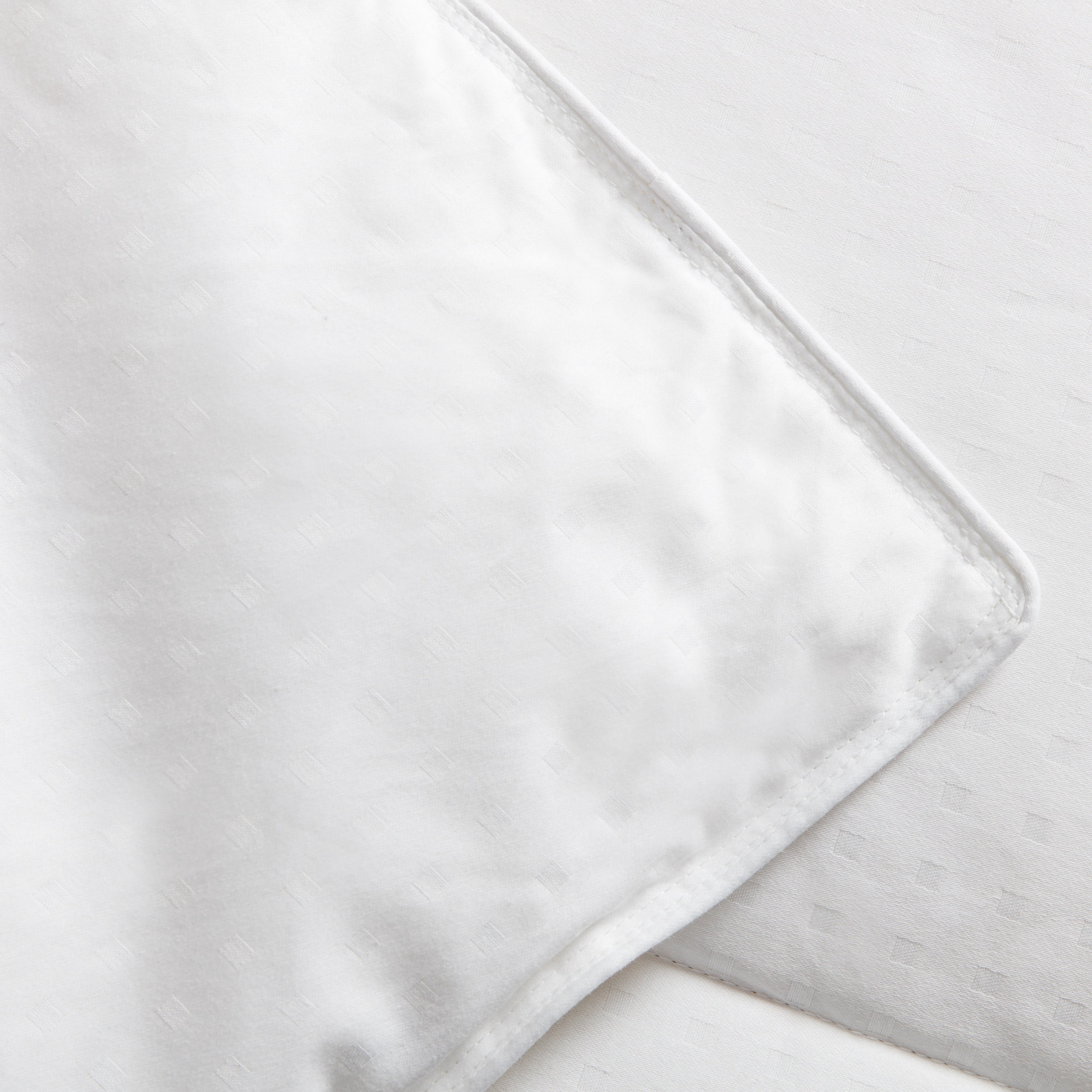 St. James Home White Goose Down Comforter, 400 Thread Count - King