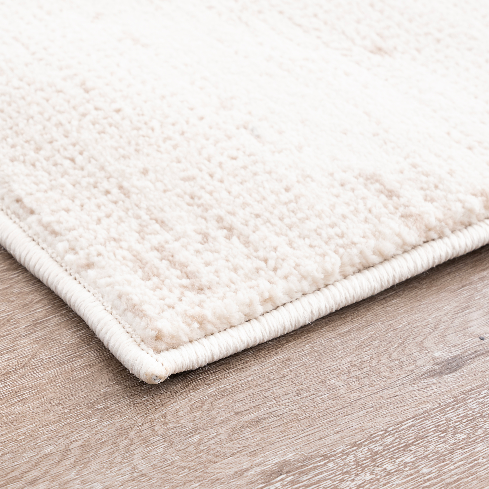 Alpha Contemporary 5' x 7' Beige and Black Polyester Indoor Area Rug