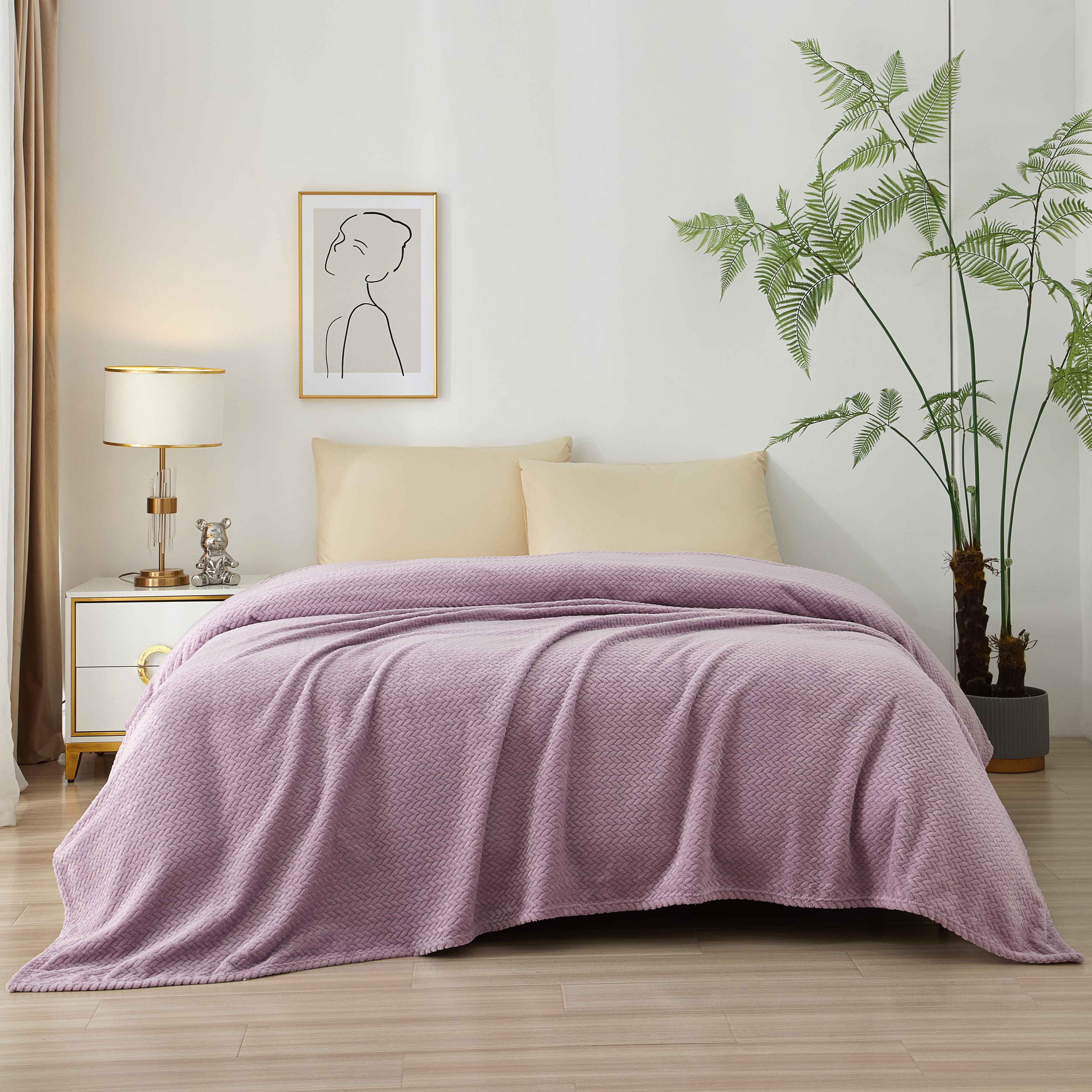 Mainstays Plush Textured Blanket, Lilac, King 102" x 90", All Ages
