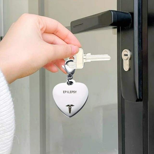 Porte-Clés Pendentif en Forme de Cœur Unique pour Soins d'Urgence Adapté aux Patients Malades