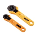 thumbnail image 3 of Jinsinto Rotary Cutter Kit 28MM Round Knife Cutter Hob Cloth Cutter Knife, Yellow, 14.3*4.1cm, 3 of 4