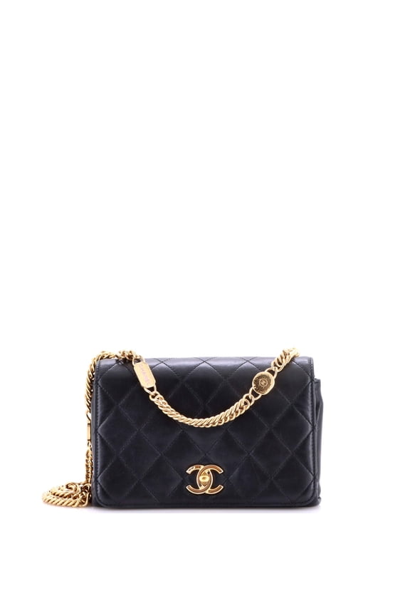 Pre-Owned Logo Enamel Full Flap Bag Quilted Lambskin Mini By Rebag