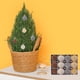 thumbnail image 5 of Set de 12 adornos navideños cubiertos de terciopelo | Bolas decorativas de plástico a prueba de fracturas de 6 cm | Decoraciones multicolores para árboles navideños | Decoración ligera y elegante, 5 of 6