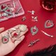 thumbnail image 3 of 24 dijes de corazón rojo esmaltados a granel, colgantes góticos de corazón asustado, estilo punk, colgantes sangrantes., 3 of 5
