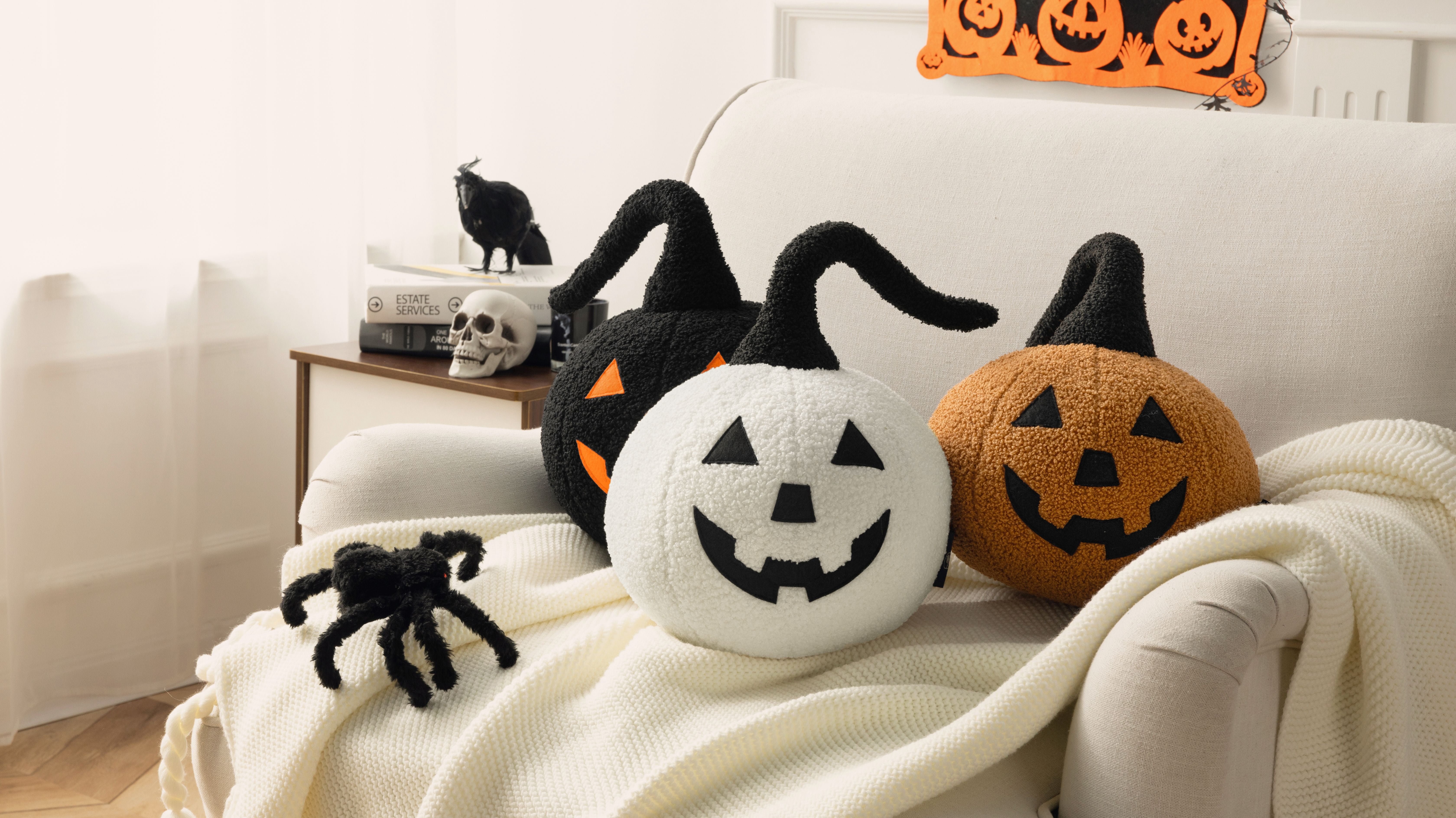 Phantoscope Halloween Pumpkin Shaped Throw Pillow, Jack-o’-Lantern Face, Soft Teddy Fleece Decorative Pillow, Off White, 9.5 x 9.5 in
