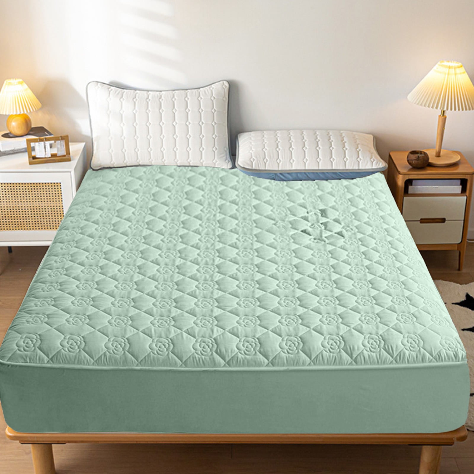 Hmgxay Waterproof Bed Sheet, Comfortable Soft Thickened Intercalated Breathable Washed Cotton Mattress Protective Cover, Fitted Mattress Pad for All Seasons(78.7x59 Inches)