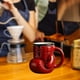 thumbnail image 1 of Taza de guante de boxeo en 3D Copa de agua de agua novedosa decoración de escritorio Taza de cerámica 12 para festivales restaurante cafe hombres, 1 of 8