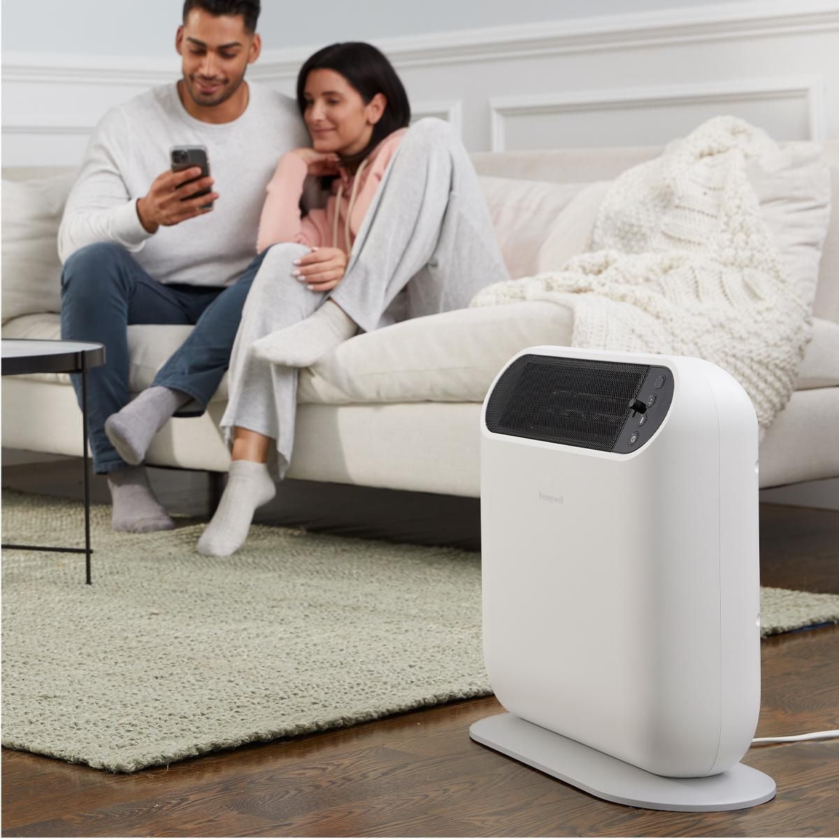 Honeywell HCE870WC ThermaWaveᵀᴹ 6 Ceramic Technology Heater