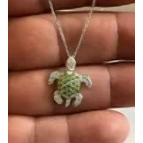 Sea Turtle Pendant 2Ct Round Cut Lab Created Peridot 14K White Gold Plated