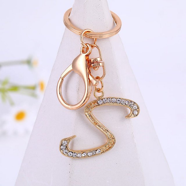 Llavero con 26 letras en inglés y fuente hermosa de diamantes de metal, accesorio para llaves, pequeños regalos colgantes