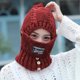 thumbnail image 5 of Gorro de ciclismo femenino con protección auditiva, gorro de lana con forro polar, gorro de punto, bufanda integrada para mujer, de invierno engrosado con máscara desmontable., 5 of 6