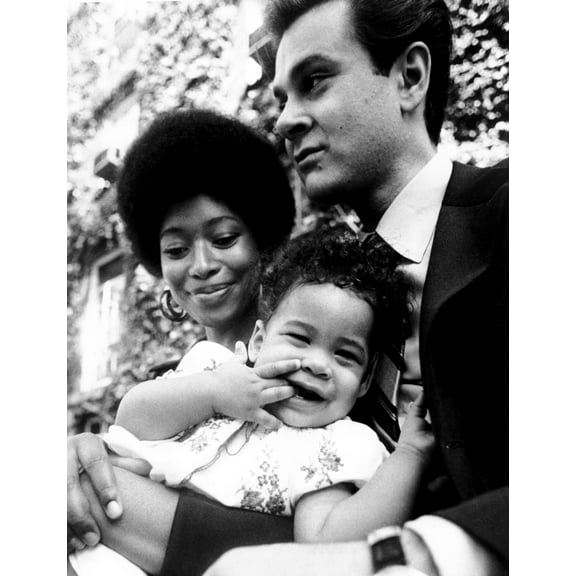 Alice Walker With Her Daughter History (24 x 36)