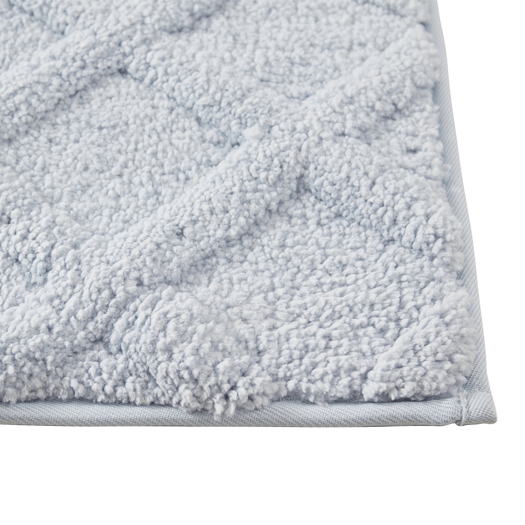 Mainstays 15-Piece Blue & White Diamond Bathroom Set – Shower Curtain, Bath Rugs & Hooks, Stylish Polyester Decor