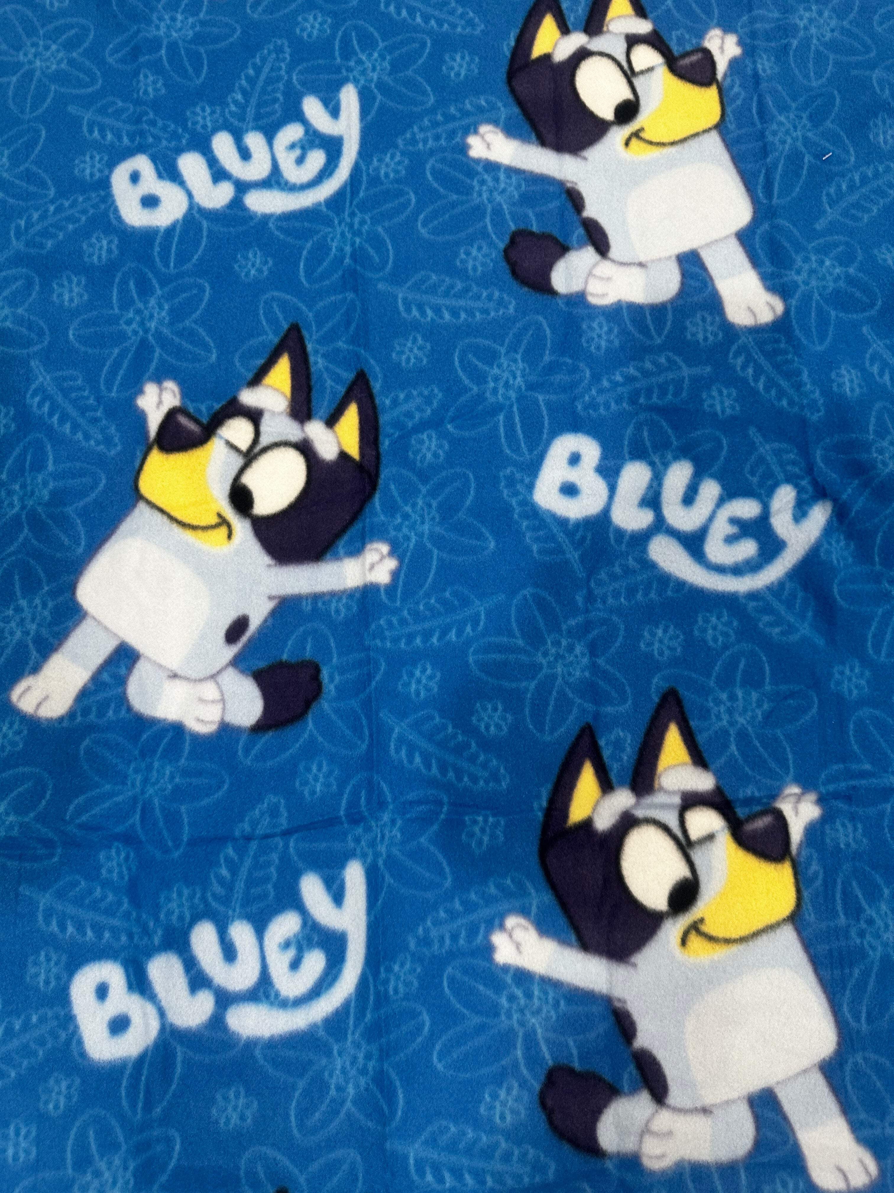 Bluey Hugger Fleece Throw Blanket & Body Pillow – 40" x 50" Super Soft Plush Kids Blanket with Built-In Hug Pillow, Cozy Lightweight Warm Throw for Bed, Sofa & Travel