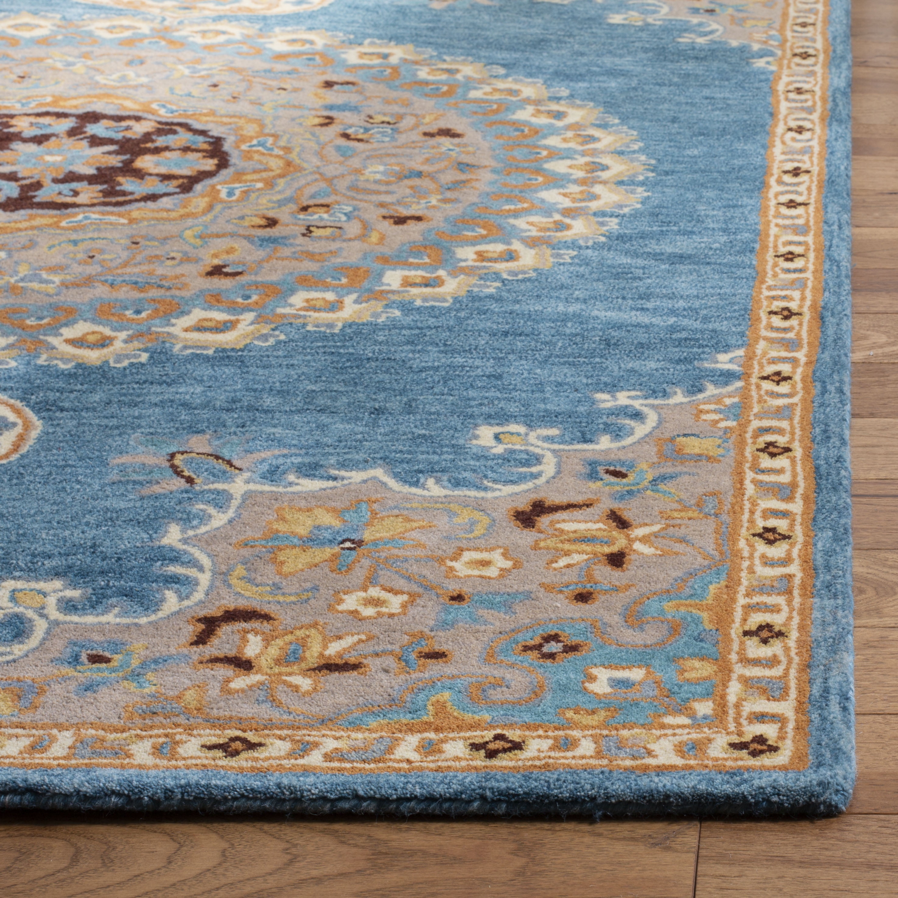 Safavieh Heritage Jacinth Oriental Area Rug, Blue/Beige, 4' x 6'