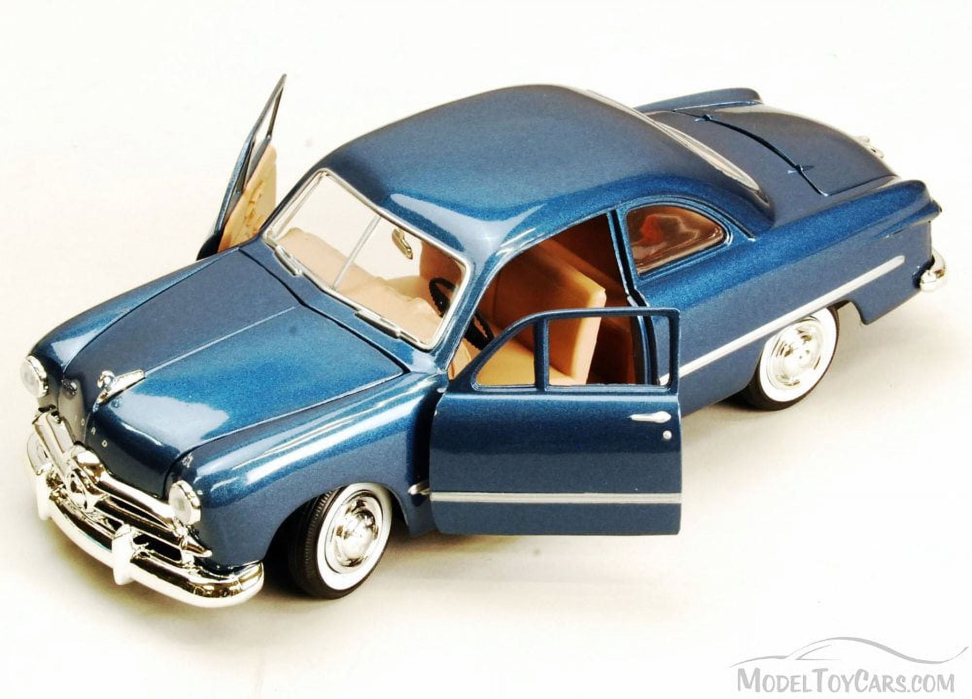 34 Ford Coupe 限定版ミニカー2台セット 2004年製 Motormax 1949 Ford Coupe Classic American Oldies Car, Blue