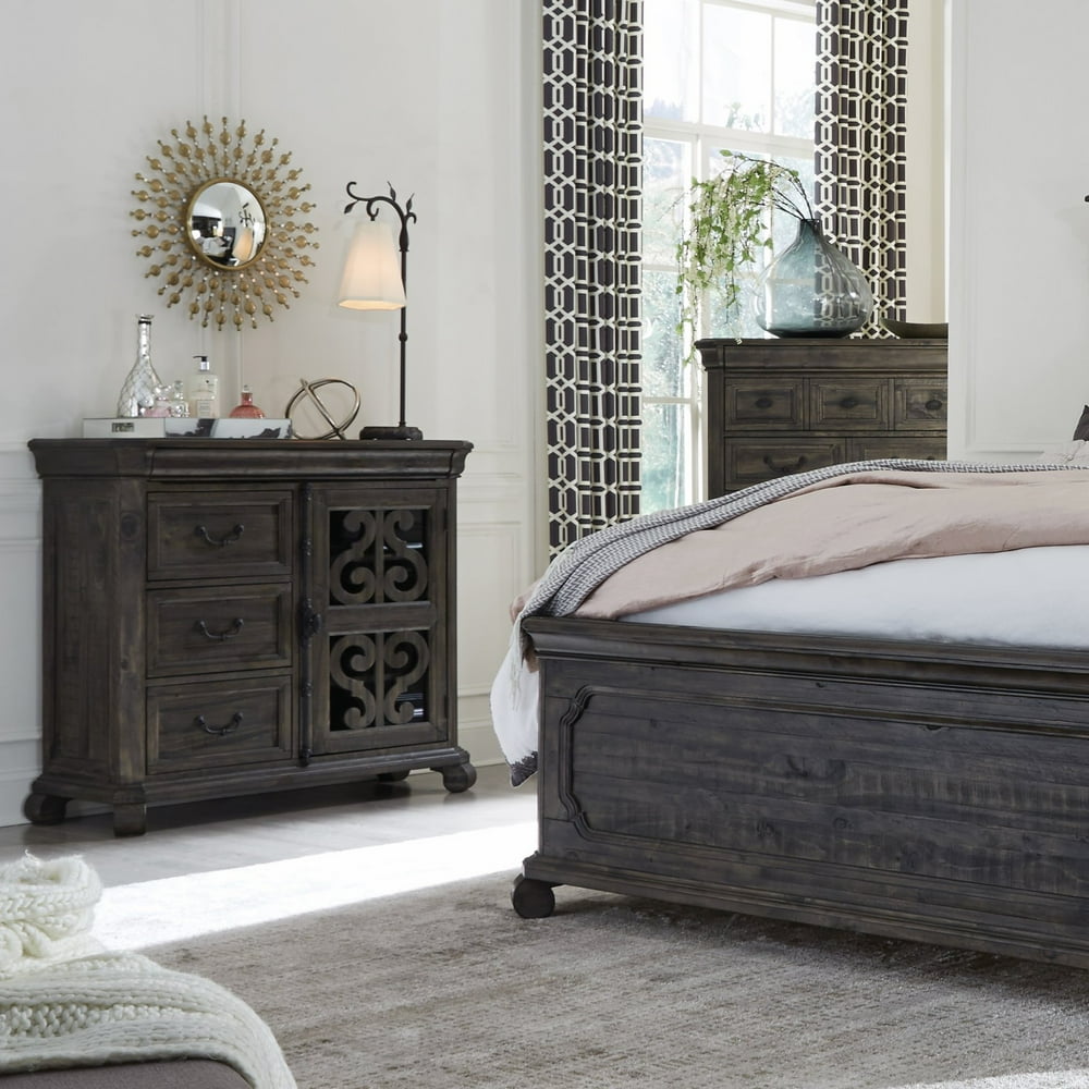 Magnussen Bellamy Traditional Peppercorn Media Chest