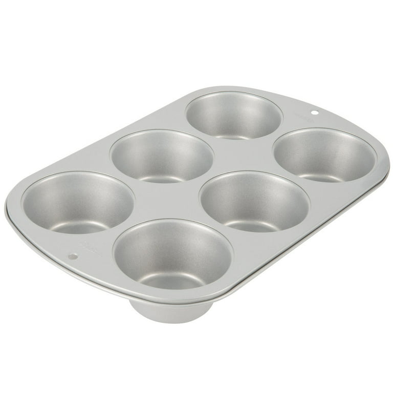 Wilton 191003171 Recipe Right 6 Cup 3.2 oz. Non-Stick Steel Muffin / Cupcake  Pan - 6 15/16 x 10 3/4