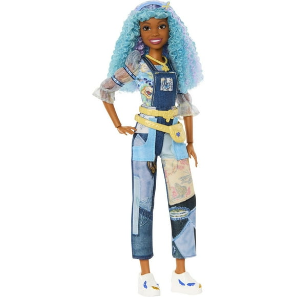 Disney Descendants : The Rise of Red Fashion Doll & Accessory - Ella, Young Cinderella with Movie-Inspired Clothes