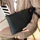 thumbnail image 3 of KAIYANG Bolso de noche para mujer, de piel sintética, con correa de mano, para fiestas, bodas, viajes, color negro, 3 of 5