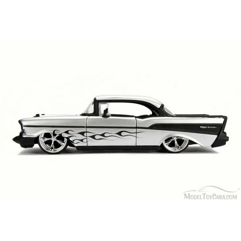 1957 Chevy Bel Air, Silver w/ Black Detail - JADA 99975DP1 - 1/24