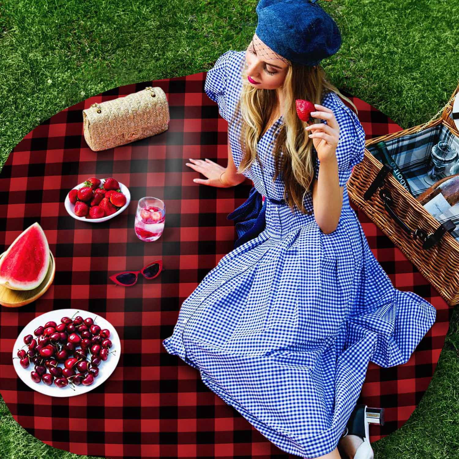 Round Tablecloth Rustic Red Black Buffalo Check Plaid Pattern Waterproof Oil Proof Polyester Table Cloth Cover Decor for Home Dining Outdoor,Patio,Parties, 60" Dia. Christmas