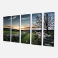 thumbnail image 2 of Clôtures Rocheuses dans la Prairie Verte - Impression sur Toile Paysage Extra Large, 2 of 3
